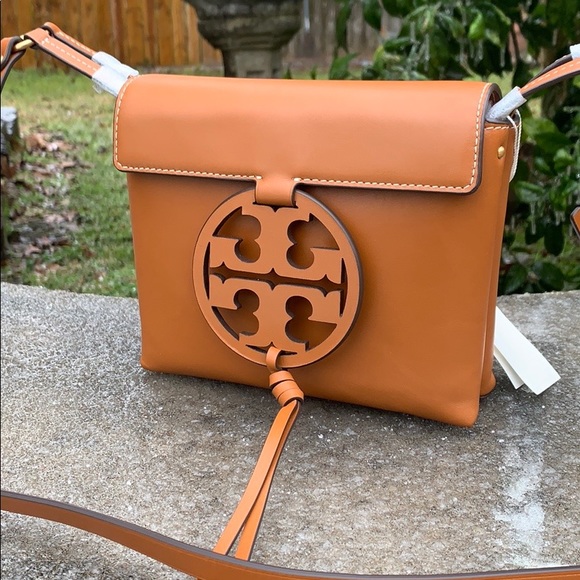 Tory Burch Miller Leather Crossbody Bag - Picture 11 of 16
